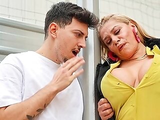 Sweet Doll With Big Globes Alexa Blun Gets Fucked By Youthful Paramour